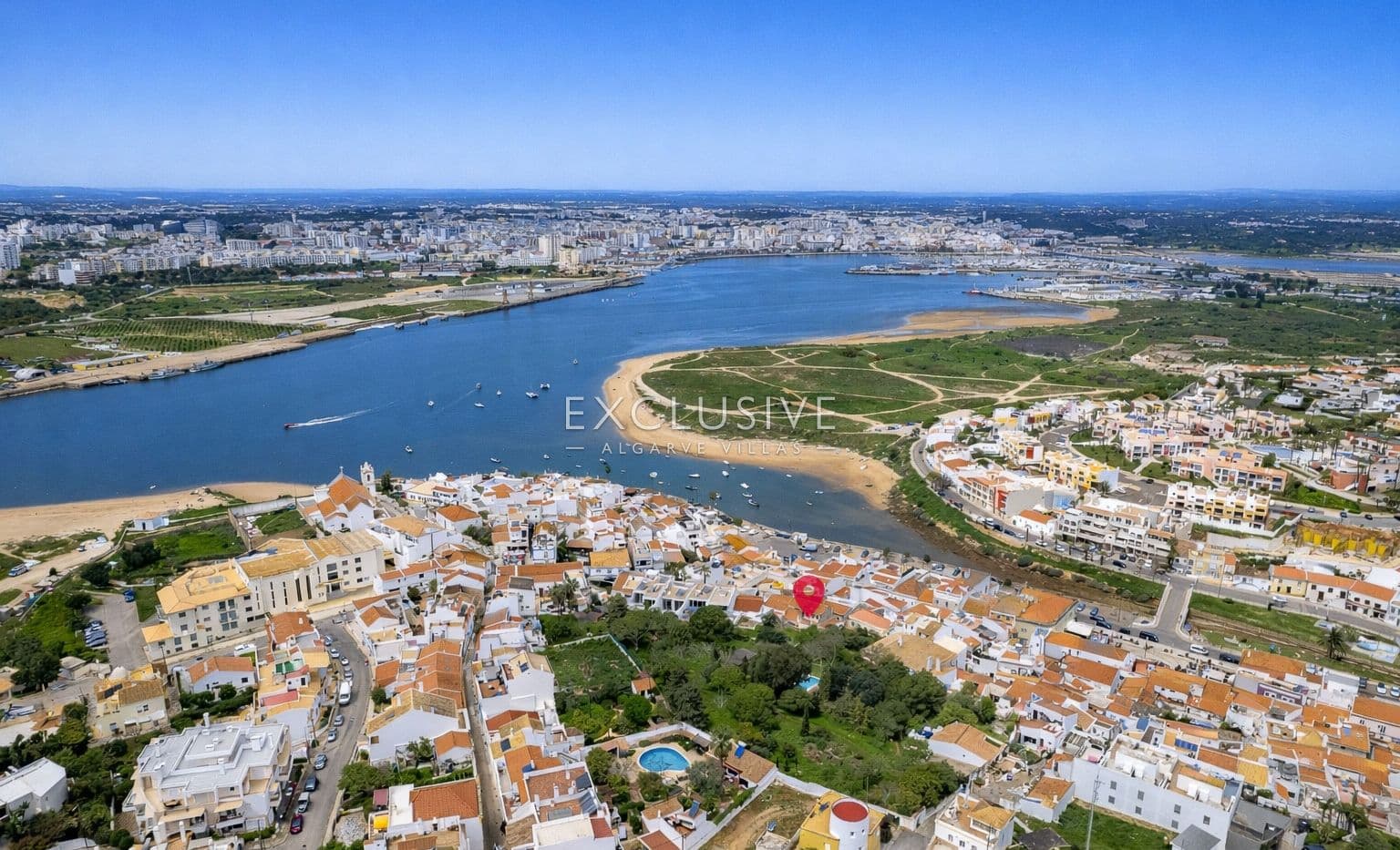 Dorfhaus zu renovieren im Zentrum von Ferragudo, Algarve