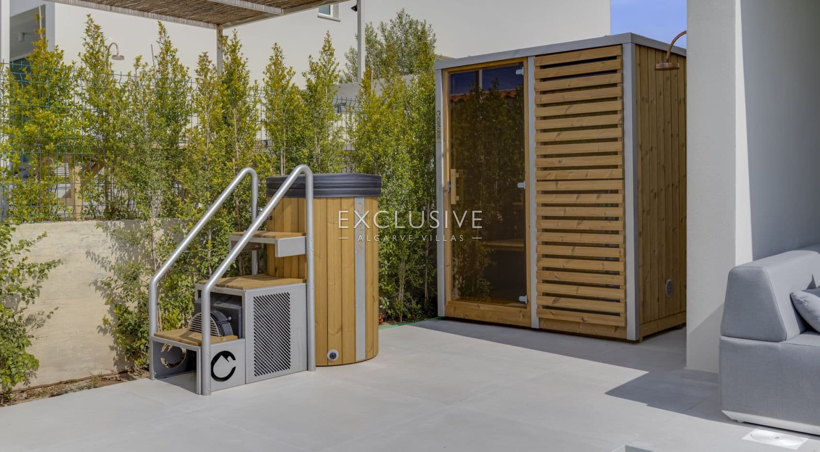 Entdecken Sie eine atemberaubende neue 3-Schlafzimmer-Villa in Santa Bárbara de Nexe, Al