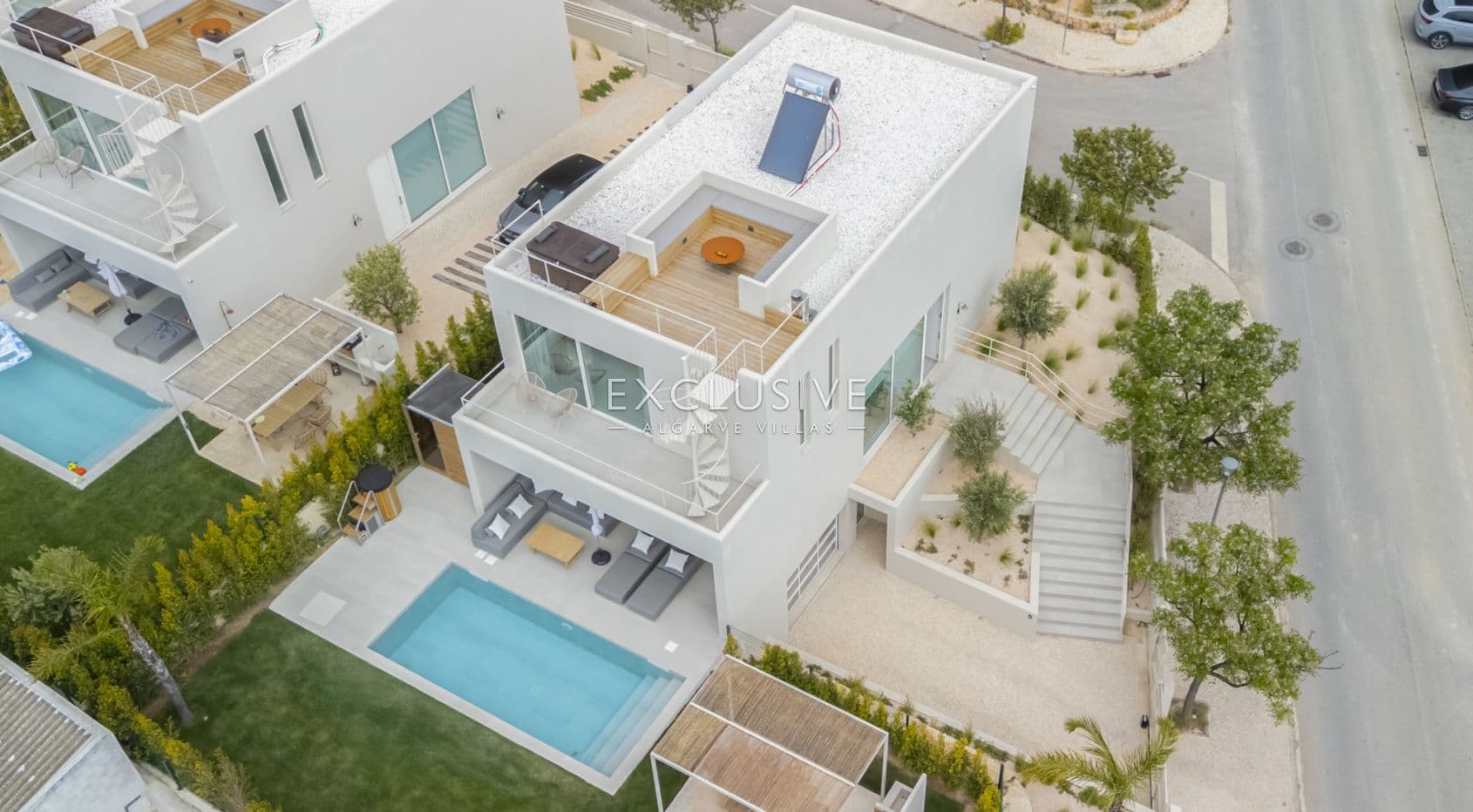 Entdecken Sie eine atemberaubende neue 3-Schlafzimmer-Villa in Santa Bárbara de Nexe, Al