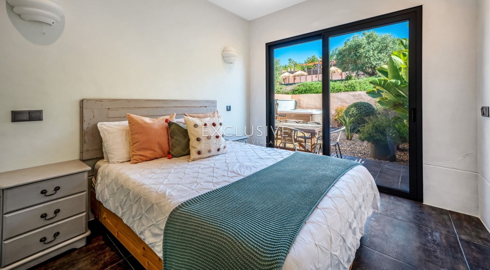 Ferragudo 7 bedroom designer villa