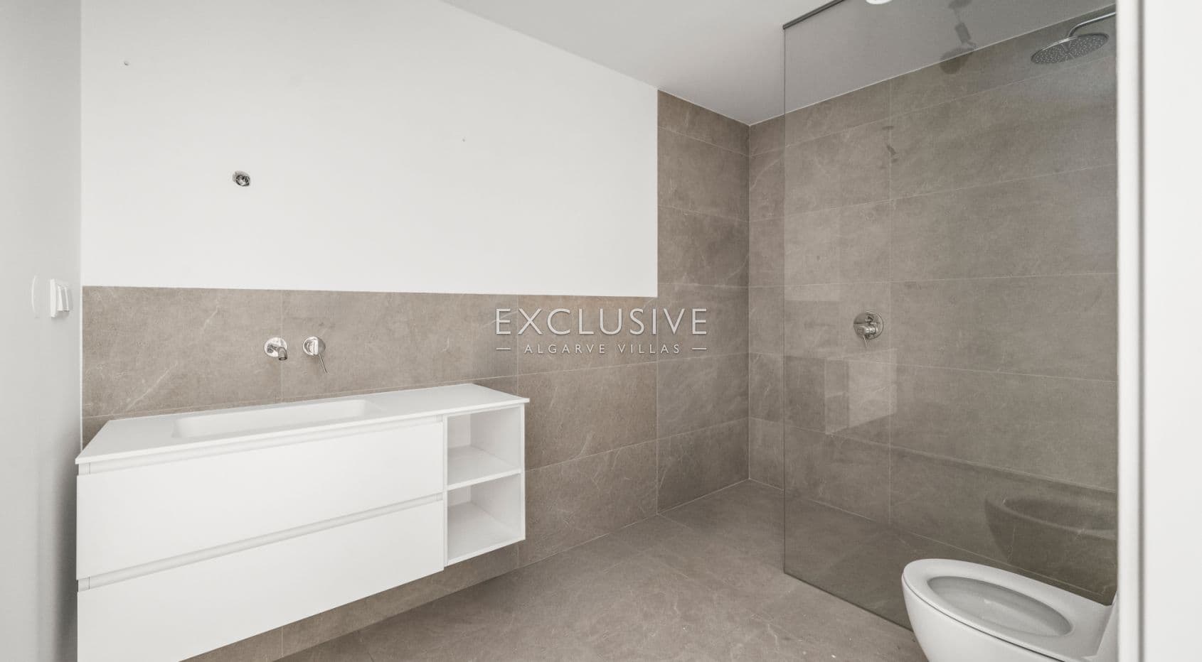 Brand-New 2+1 Bedroom Terraced Villa with Private Roof Terrace in Lagos, Algarve