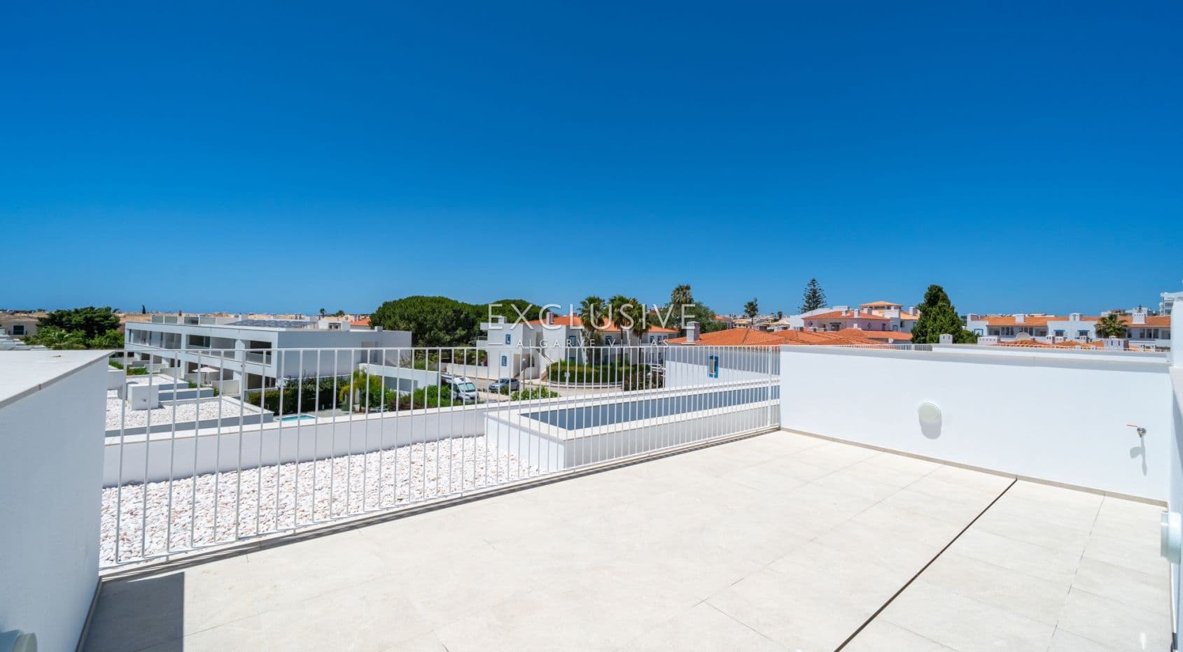 Brand-New 2+1 Bedroom Terraced Villa with Private Roof Terrace in Lagos, Algarve