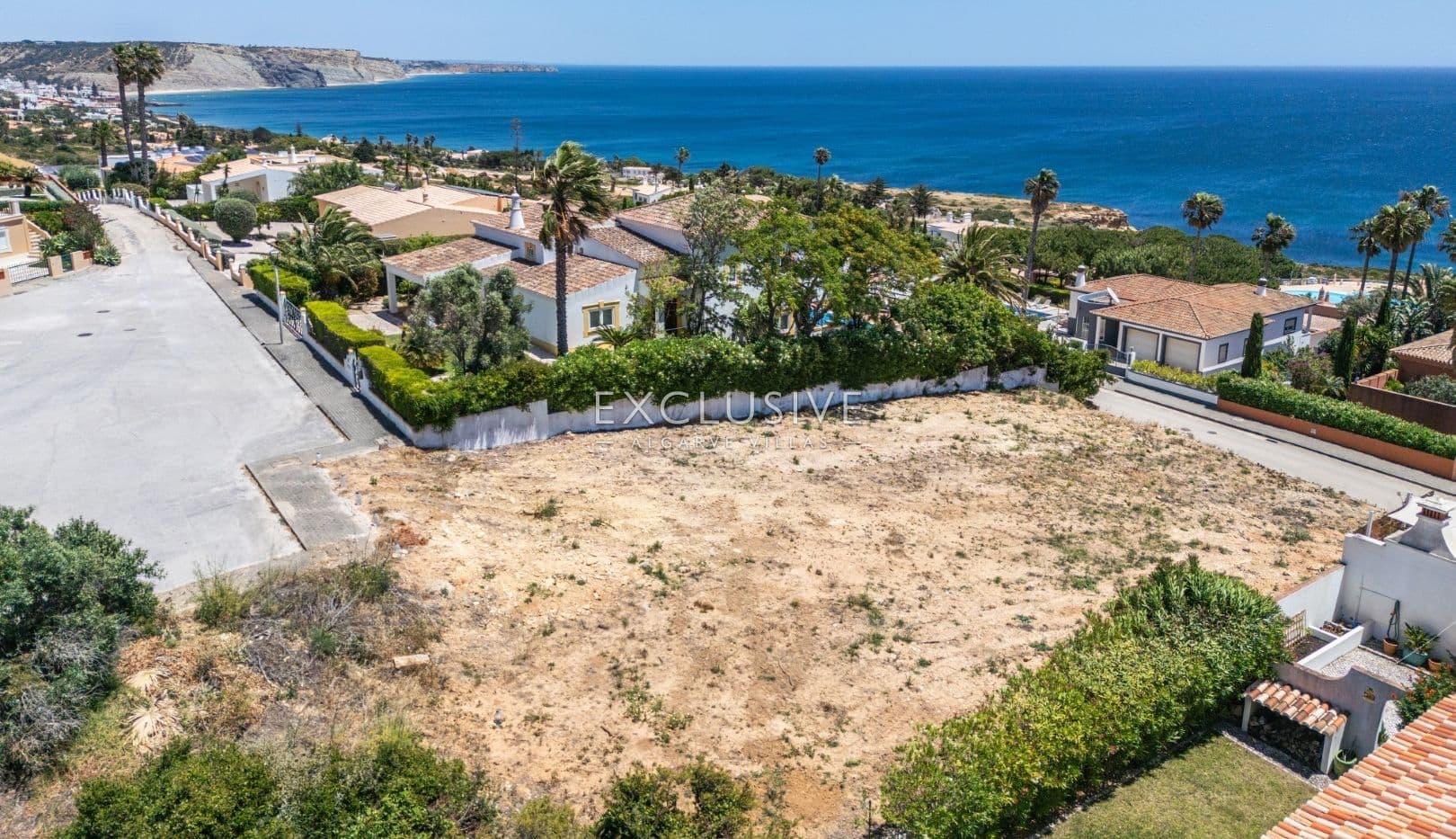 Seltenes Grundstück mit Meerblick in Praia da Luz