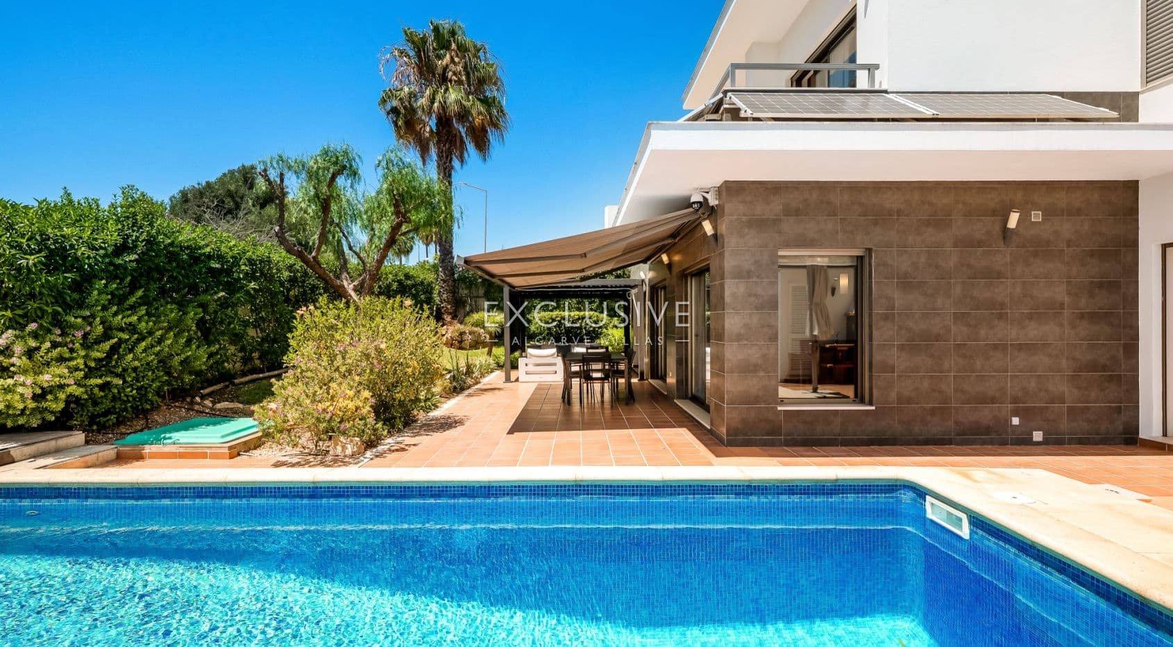 Moderne Villa mit 4 Schlafzimmern, Pool, Solar- und Photovoltaikanlage, in Alcantarilha-2