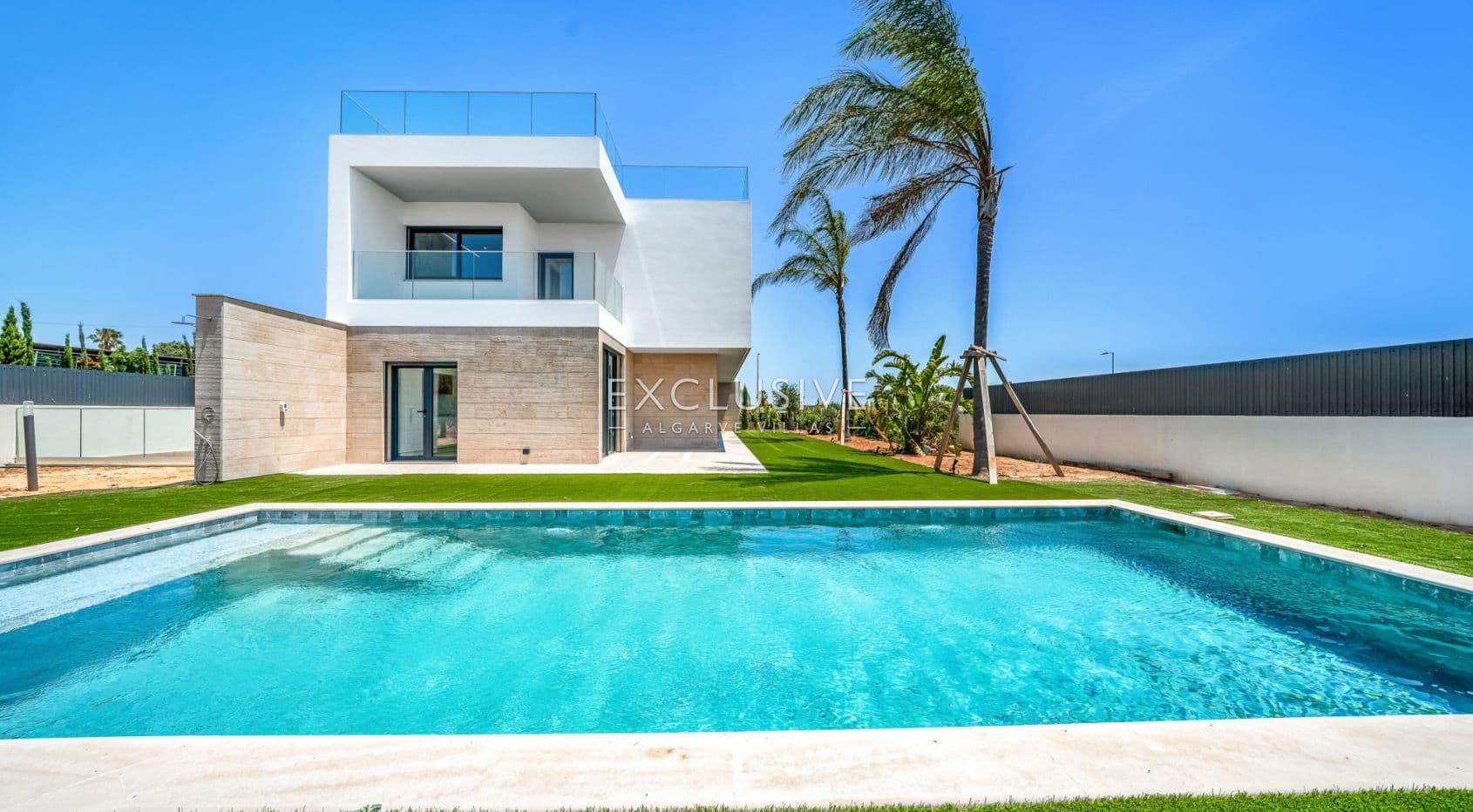 Neue Luxusvilla mit 4 Schlafzimmern und Pool in Encosta Dourada, Pêra, Algarve-2