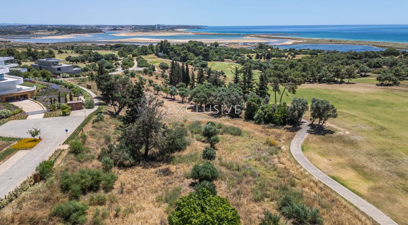 Grundstück im Palmares Golf Resort | Genehmigtes Luxusvillenprojekt-1