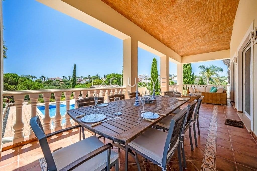 moradia moderna V4, estilo tradicional, piscina e vista para mar, Carvoeiro