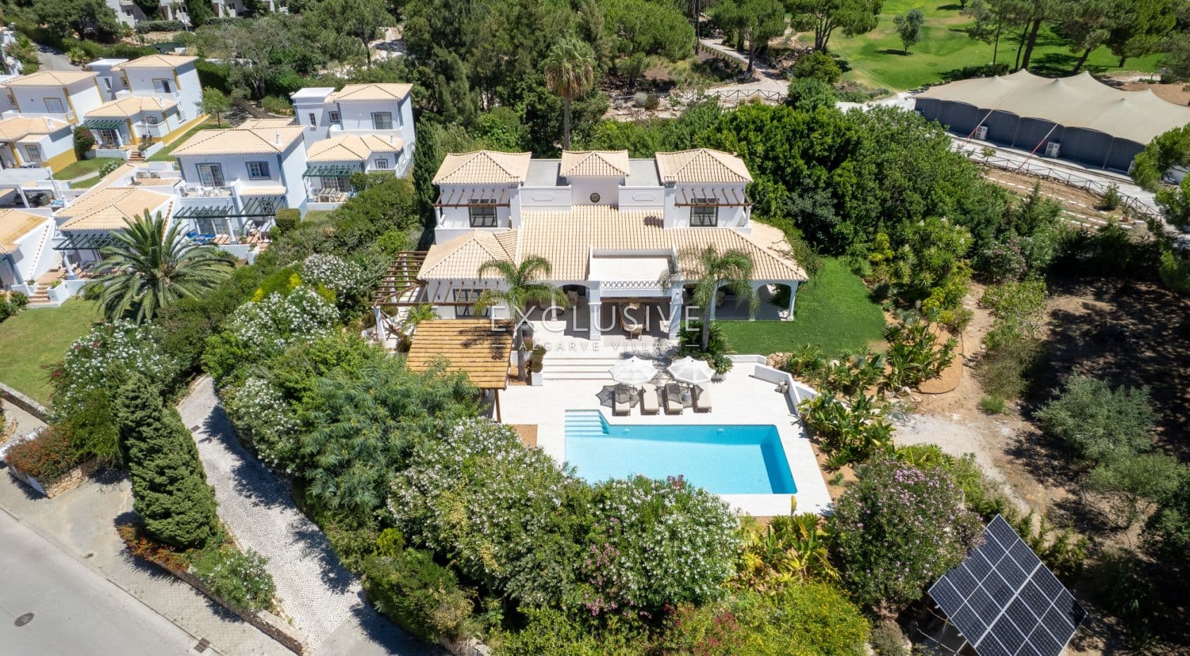 Luxury Renovated 4 Bedroom Villa with Pool in Carvoeiro, Algarve