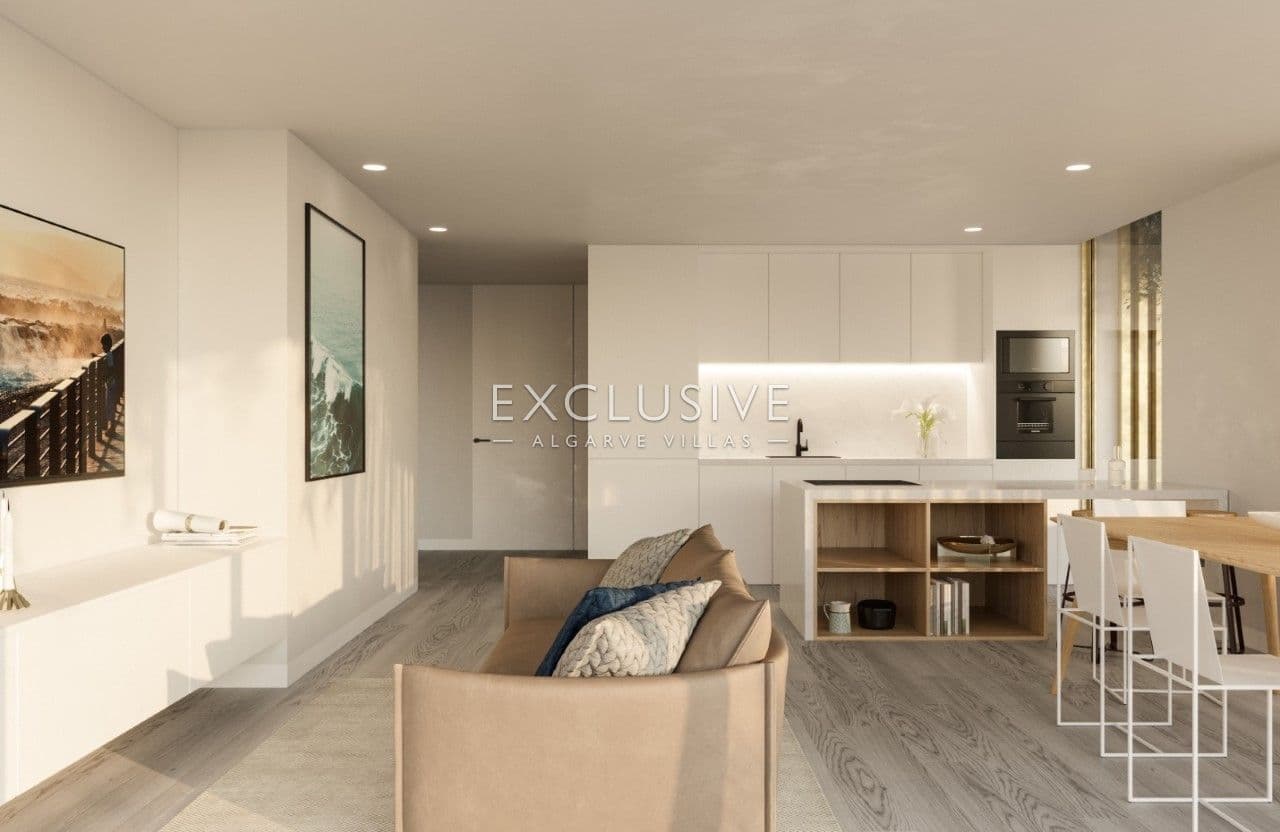 Gloednieuwe gelijkvloerse woningen met zwembad en tuin in Praia da Luz, West-Algarve