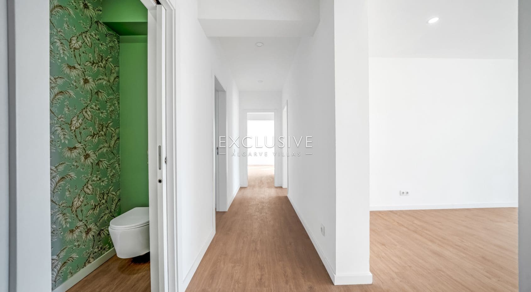 Top-Floor 3-Bedroom Apartment with Sea Views in Lagos