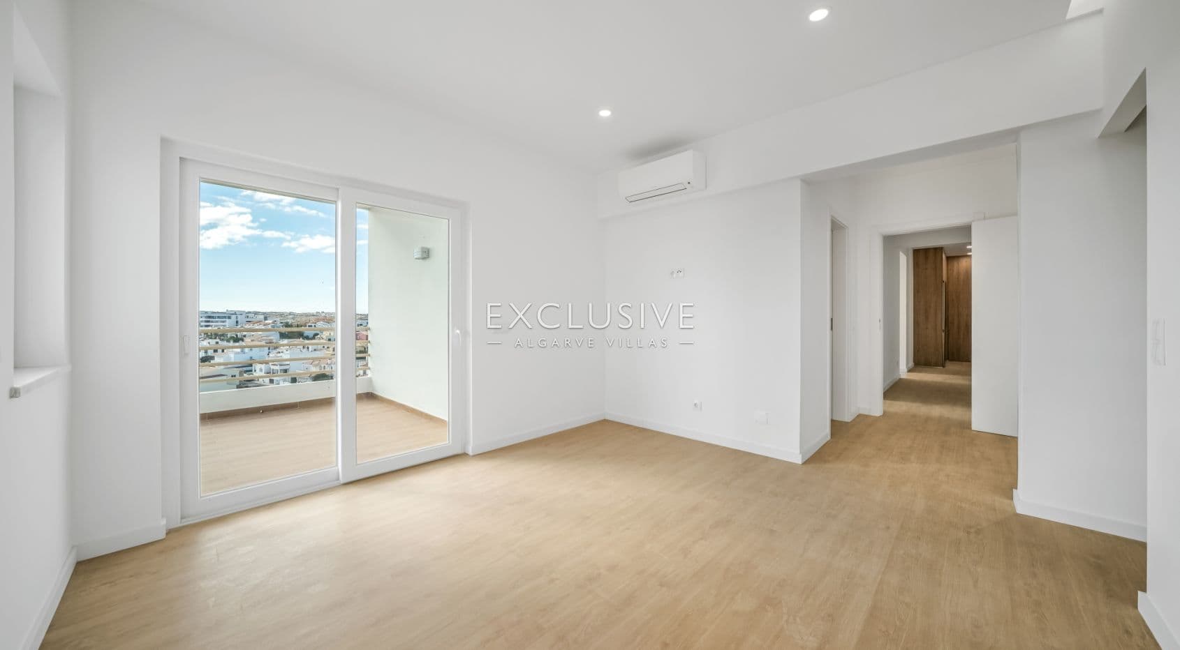 Top-Floor 3-Bedroom Apartment with Sea Views in Lagos