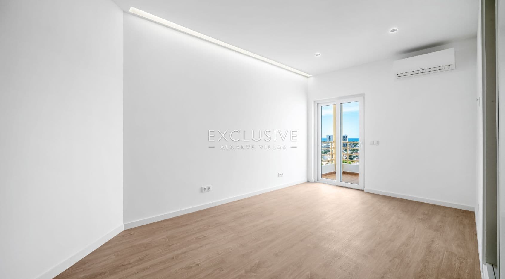 Top-Floor 3-Bedroom Apartment with Sea Views in Lagos