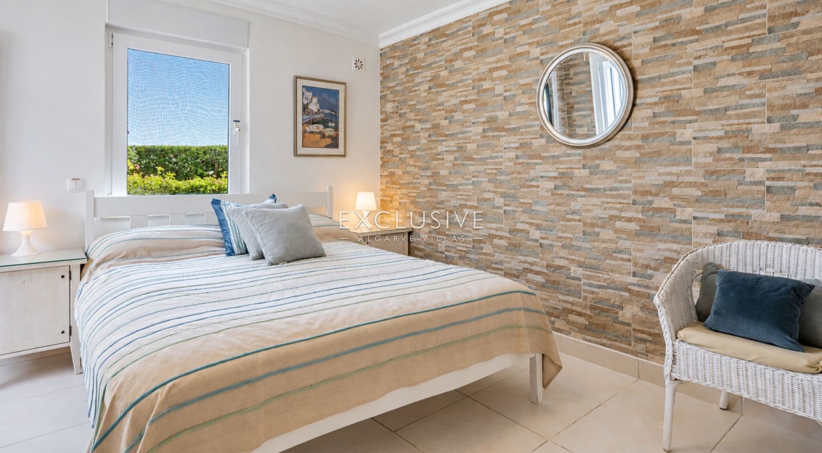 Sea front villa in Praia da Luz, Lagos
