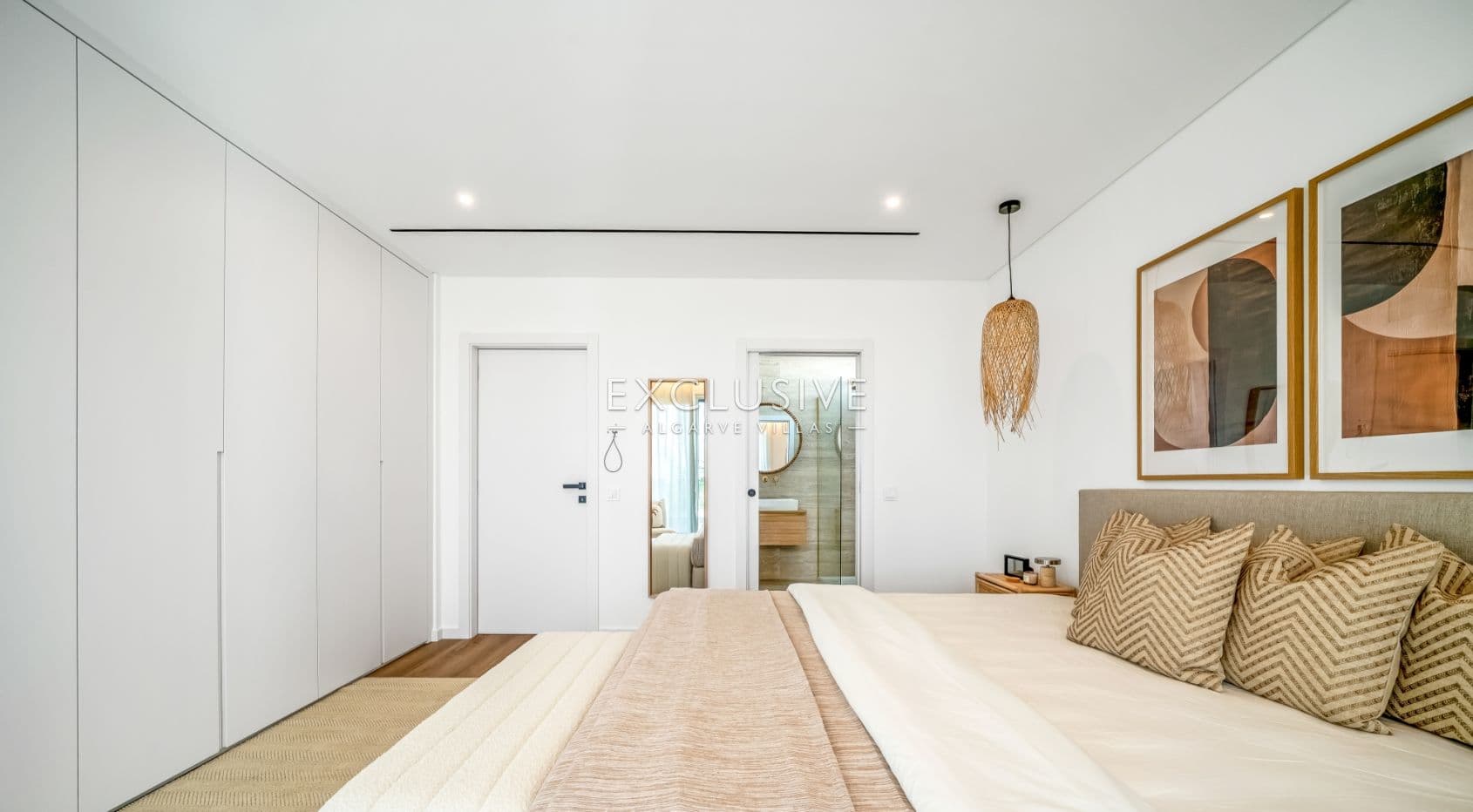 Brand-New Villa Close to Golf and Beach near Vilamoura & Vila Sol