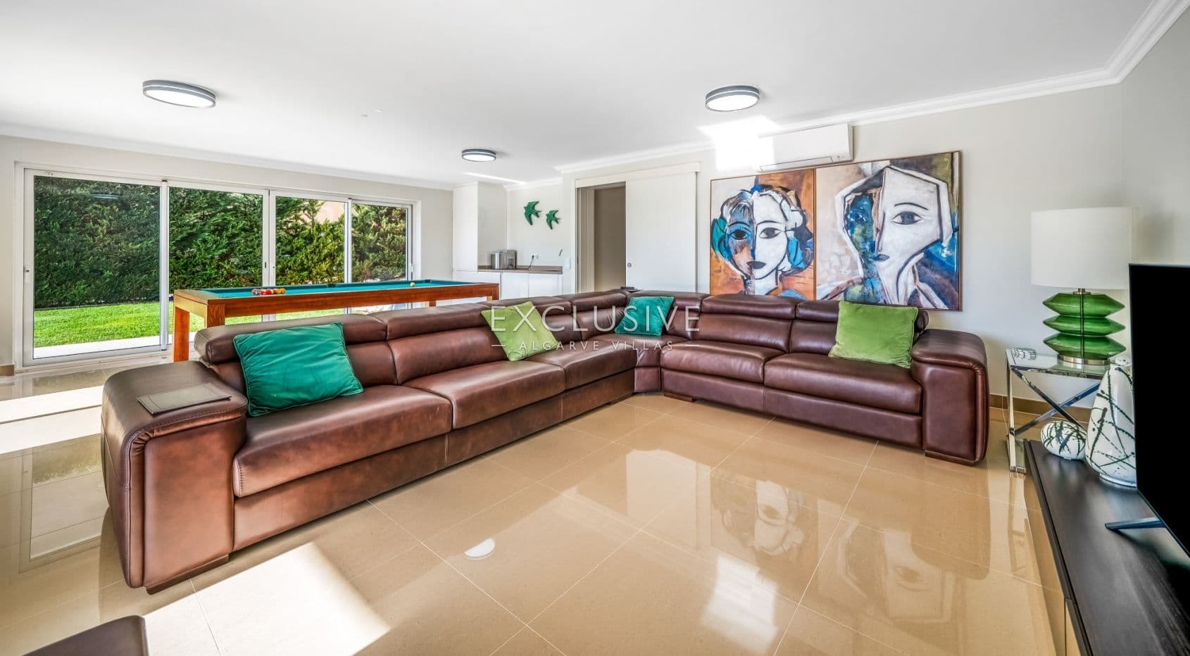 Villa de golf en première ligne avec vue sur la mer à Boavista, Lagos