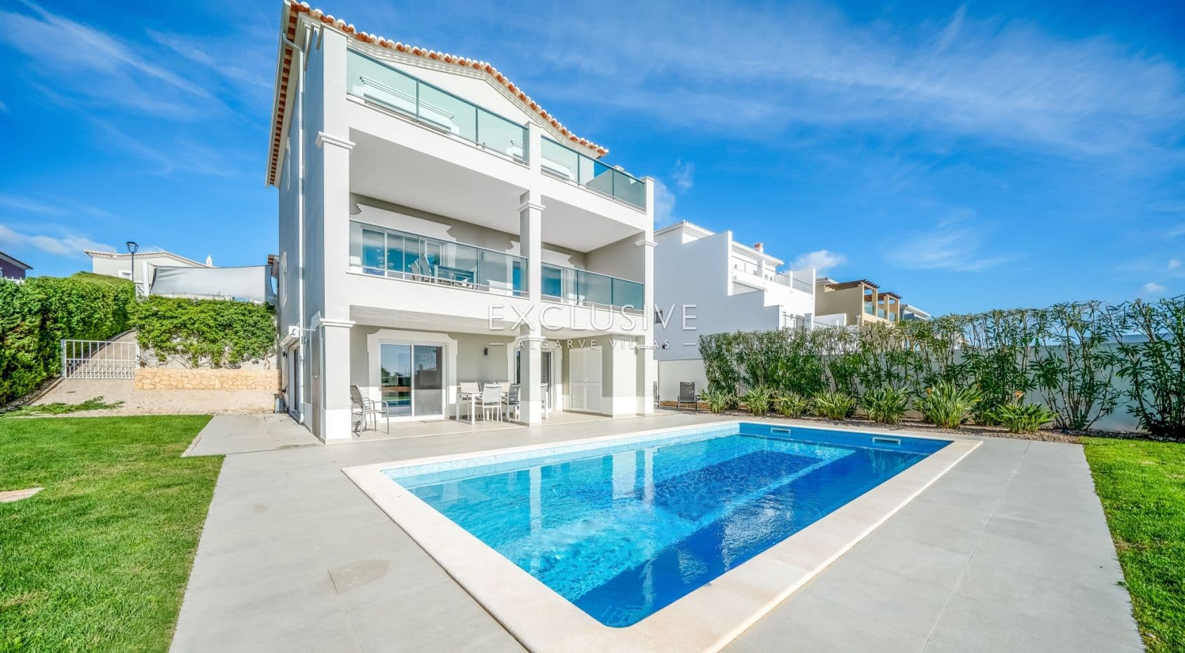 Villa de golf en première ligne avec vue sur la mer à Boavista, Lagos