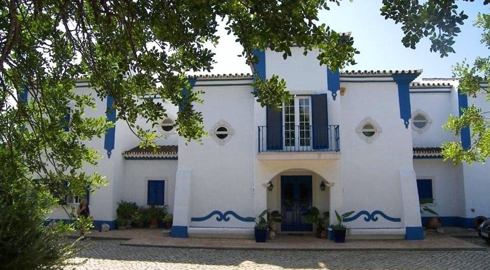 Traditional quinta style mansion with 3 ha. of land in Almancil Central Algarve