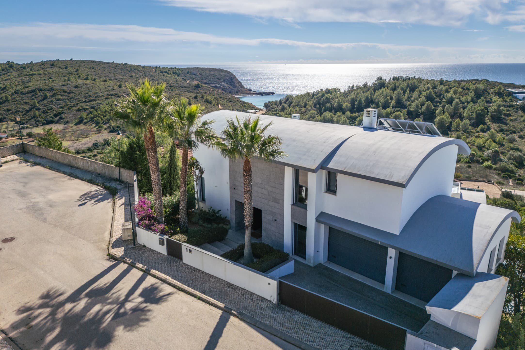 Por que razão a oferta de moradias de luxo é tão limitada no Algarve em 2026