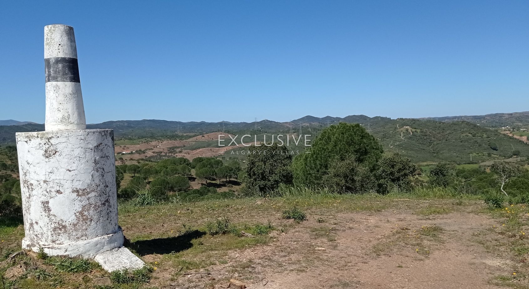 89 Hectare plot for development of a tourist resort in North Algarve