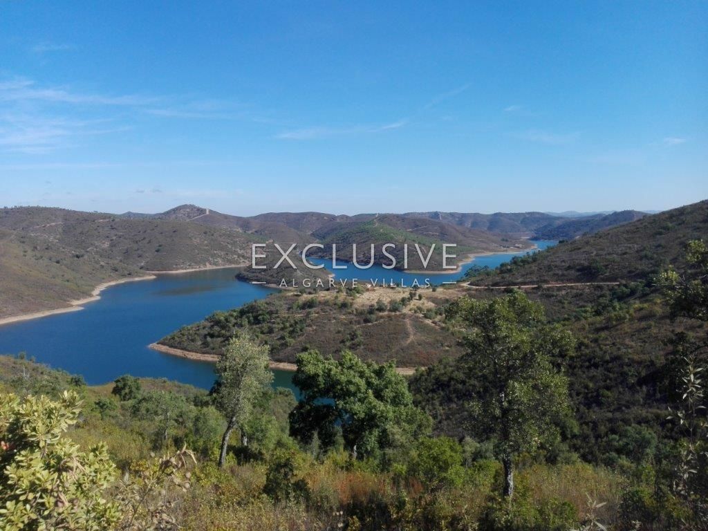 Buy stunning Waterfront plot for villa or tourism project near messines Algarve