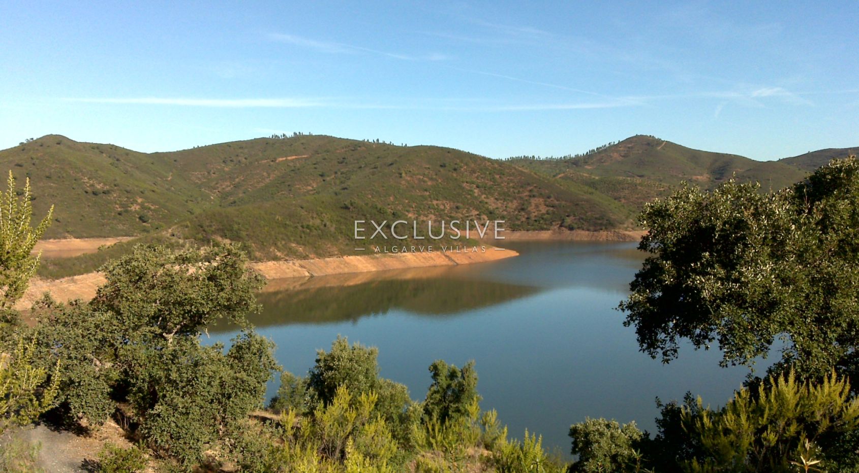 Buy stunning Waterfront plot for villa or tourism project near messines Algarve