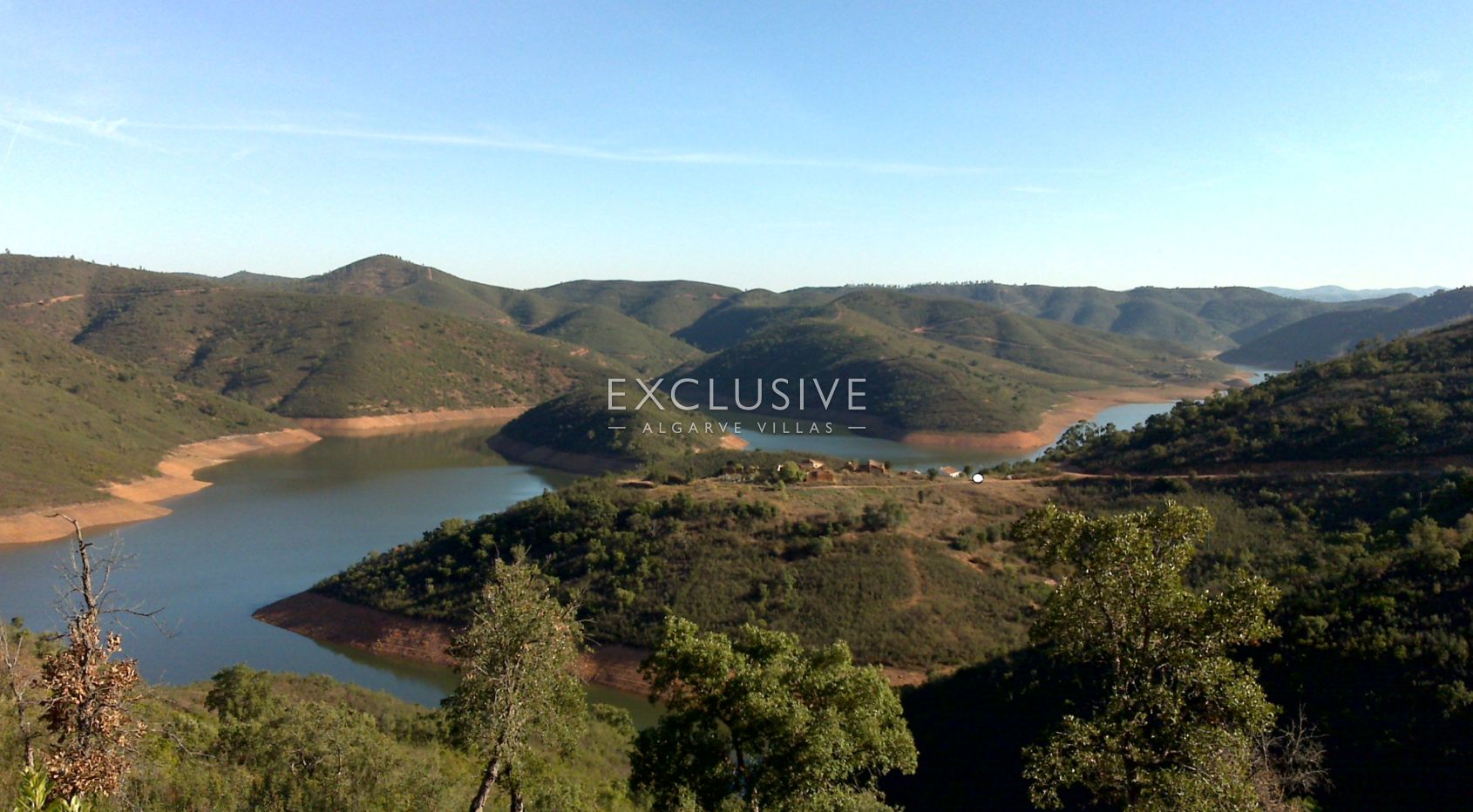 Buy stunning Waterfront plot for villa or tourism project near messines Algarve