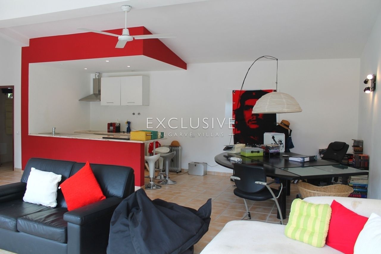 5 bedroom villa with pool in large grounds on Penina Golfcourse near Alvor