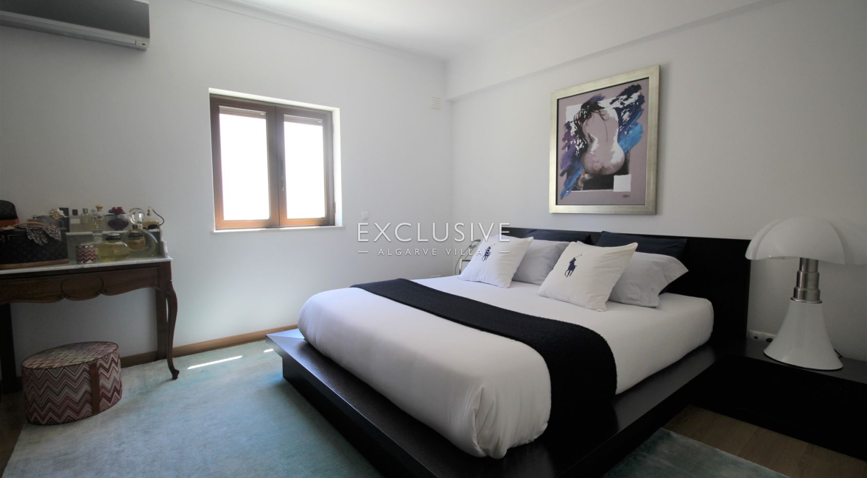 Ruime villa met zeer hoge kwaliteit interieur in Lagos Centrum