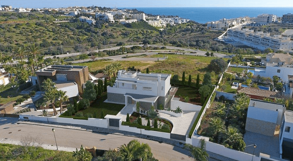 Fantastic contemporary villa with sea view in Lagos, Algarve