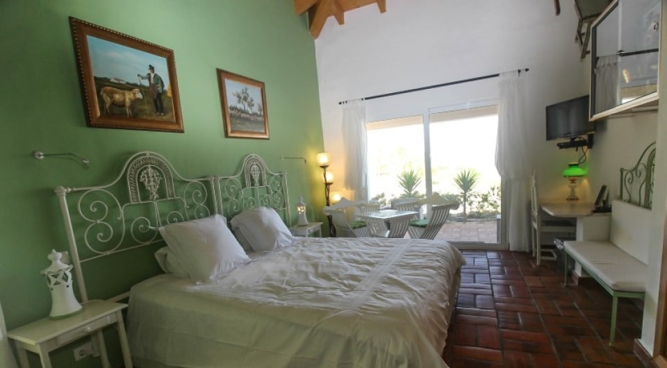 Luxurious 6 bedroom estate in Lagos Algarve