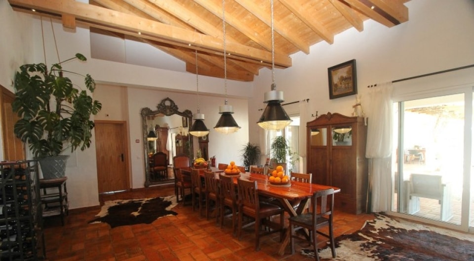 Luxurious 6 bedroom estate in Lagos Algarve