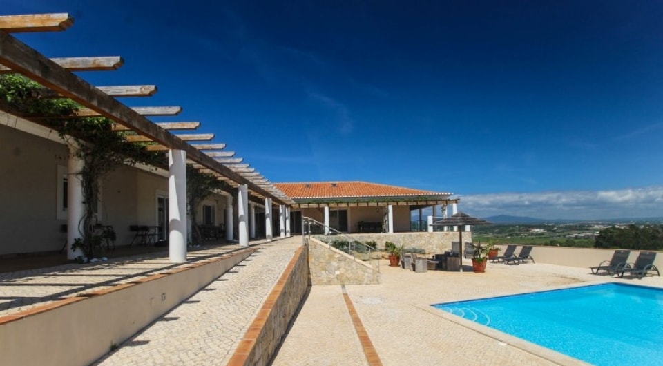 Luxurious 6 bedroom estate in Lagos Algarve