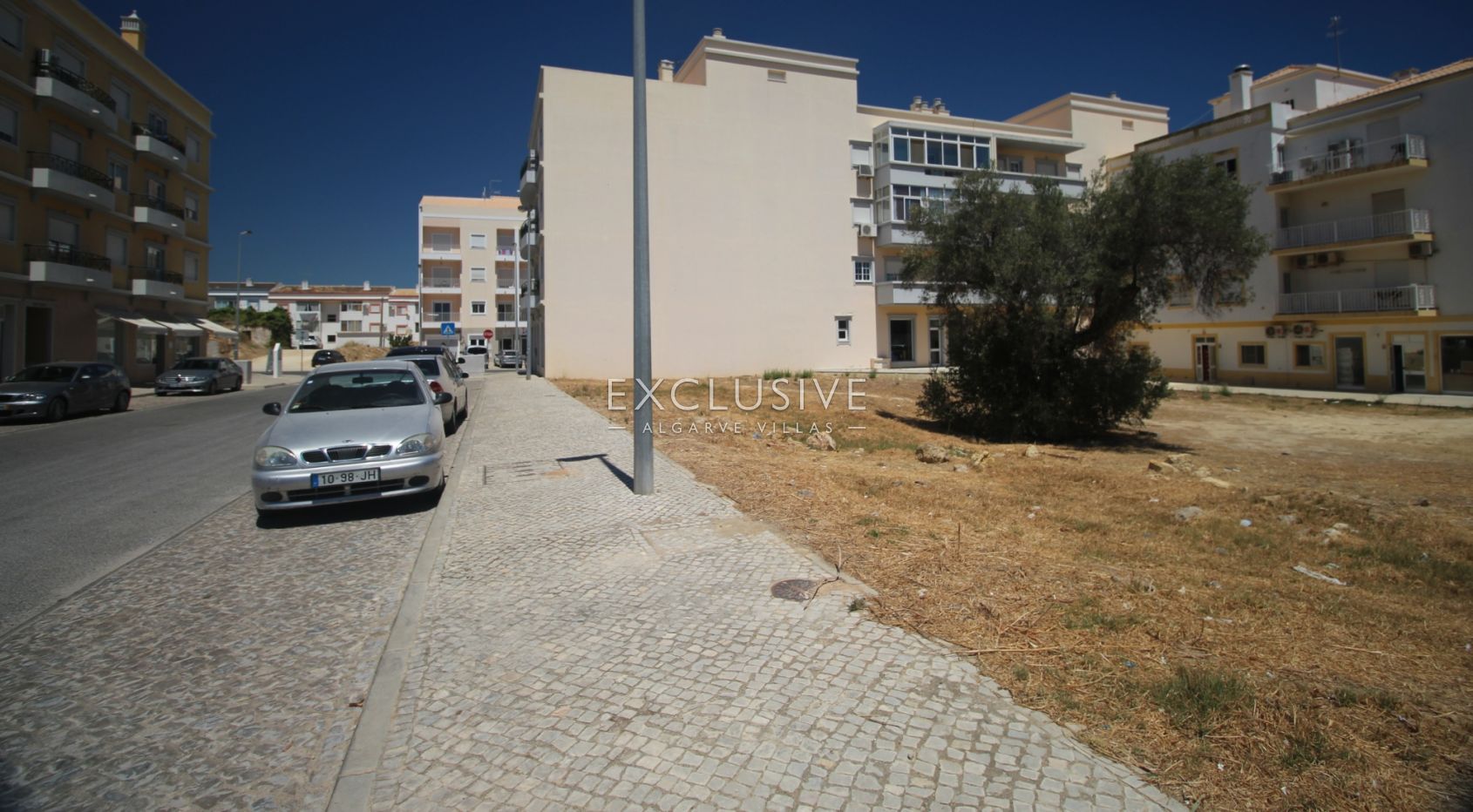 Excellent Opportunity - Urban Plot in Almancil, close to beaches and golf