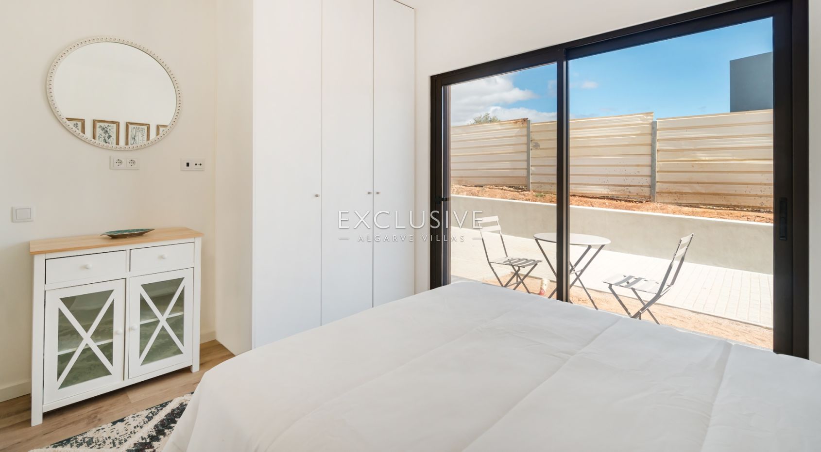 Maison de ville moderne 2 chambres à coucher avec piscine Golf Resort, Silves, Algarve