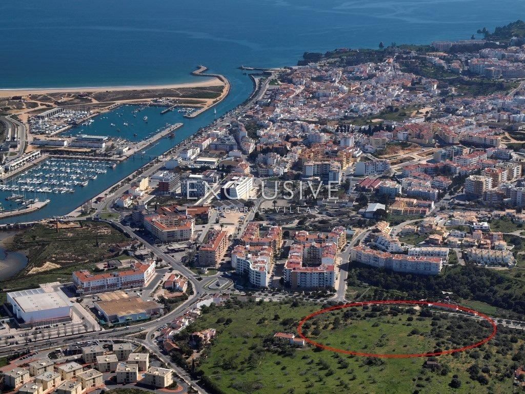 Land for developing apartments,, close to the Lagos Marina