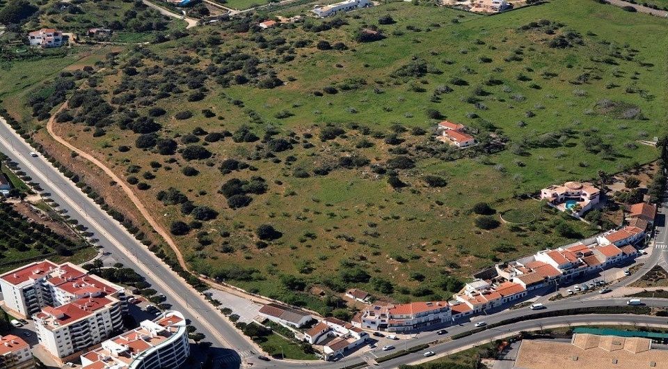 Terrenos para construção, no centro de Lagos