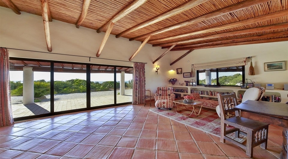 EXCLUSIF en Bord de mer villa de cinq chambres et chalet séparé!!! pour la vente dans les Porches