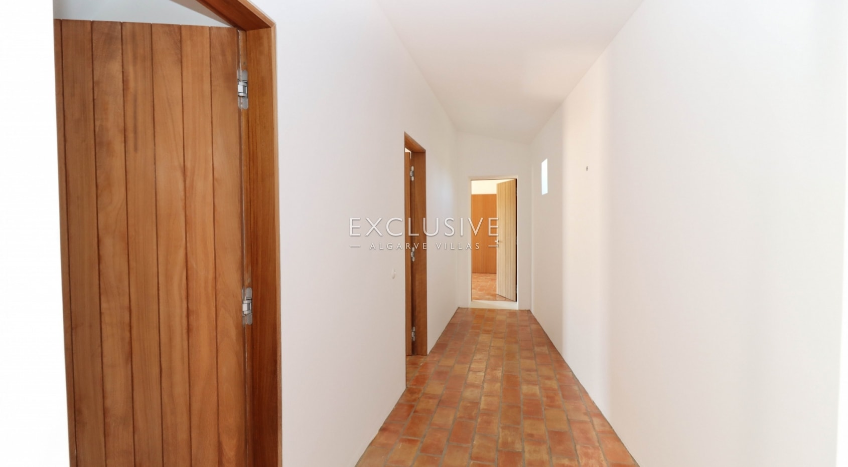 Quinta style property with seaviews, Benagil, Algarve