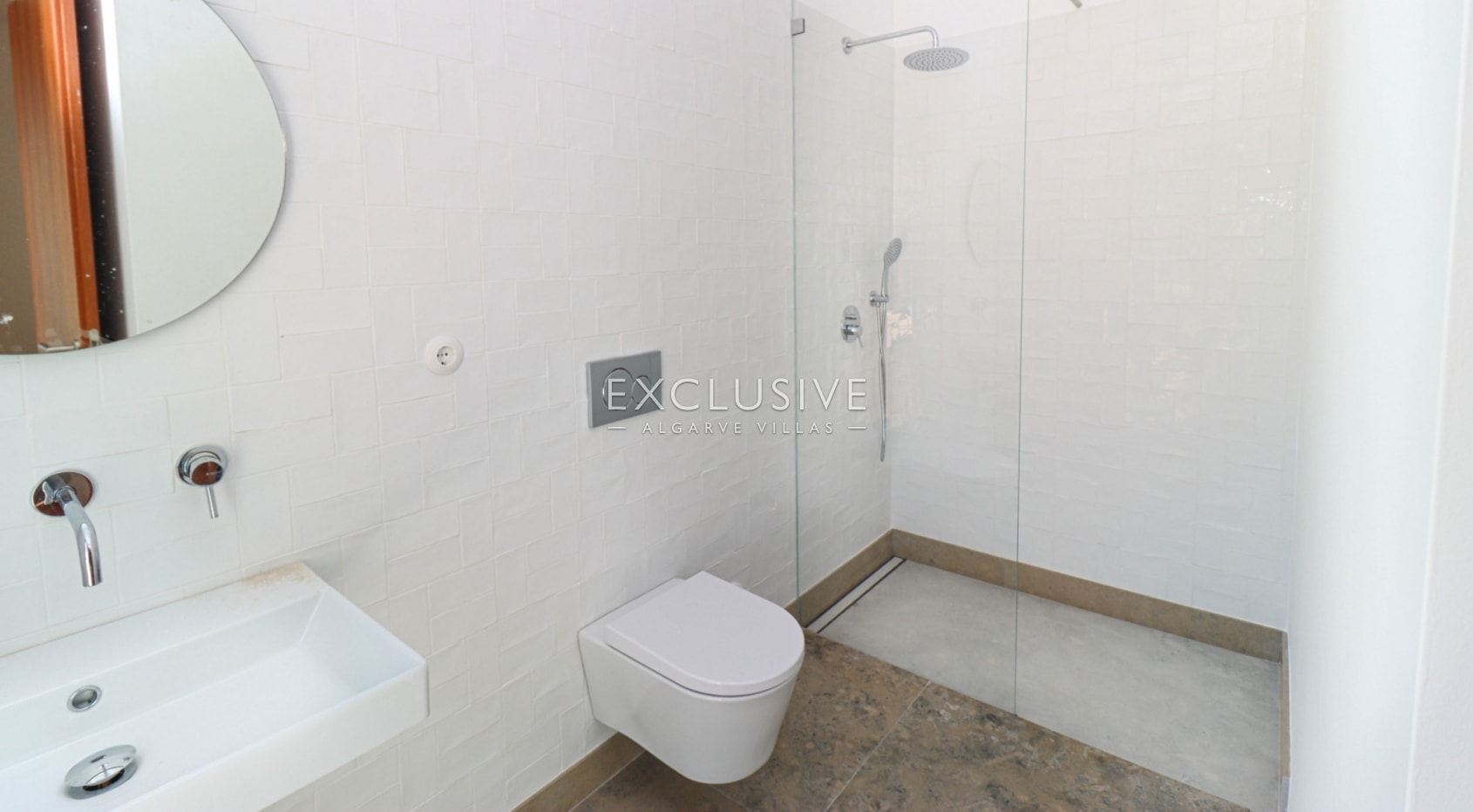 Quinta style property with seaviews, Benagil, Algarve
