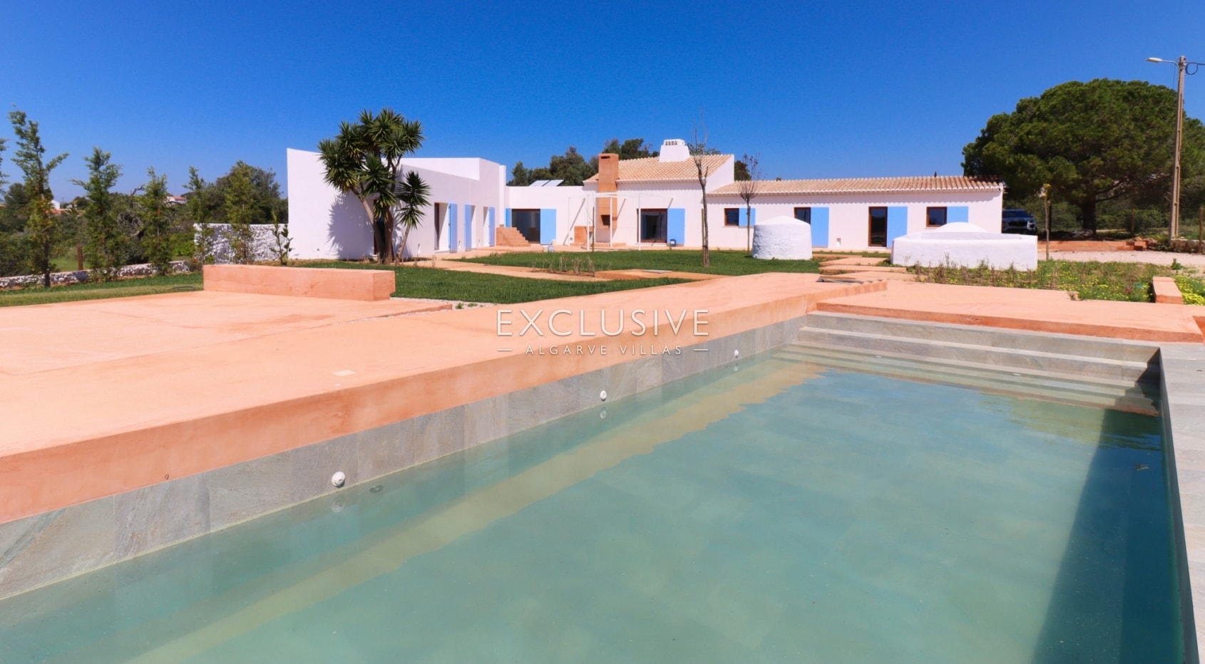 Quinta style property with seaviews, Benagil, Algarve