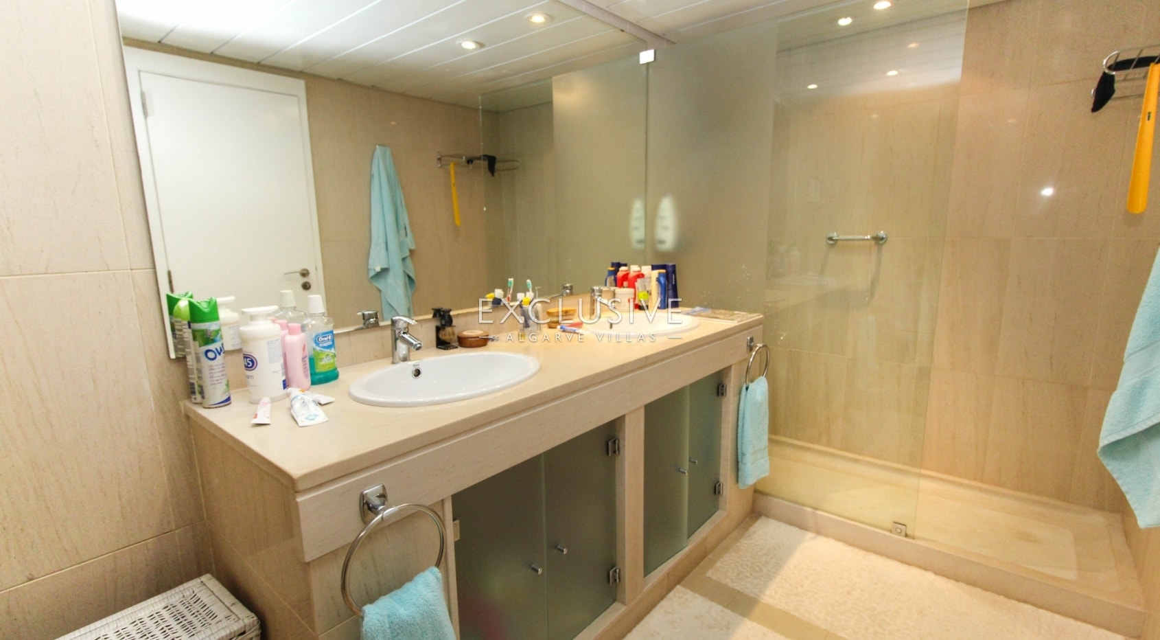 Vilamoura Marina 3 bedroom apartment - Waterfront Location in Central Algarve