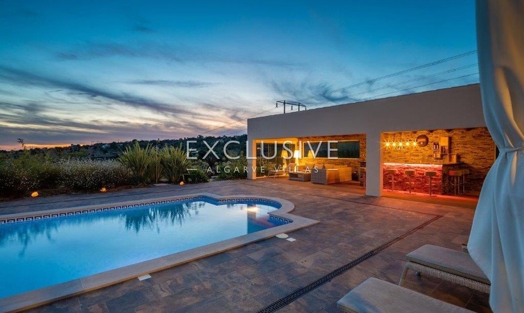 Amazing 6 bedrooms villa, with seaviews in Loule, Algarve