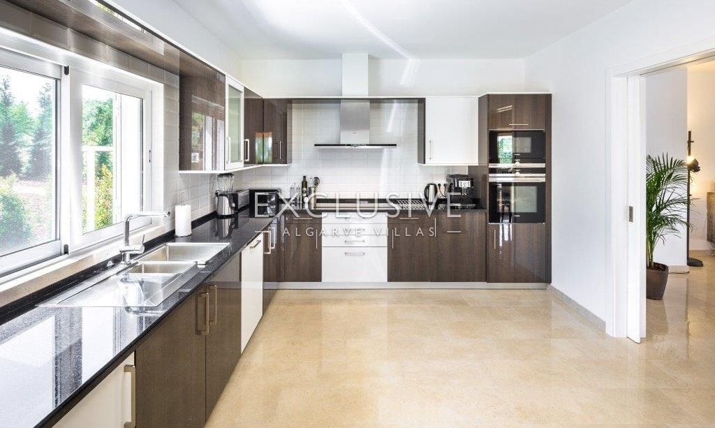 Amazing 6 bedrooms villa, with seaviews in Loule, Algarve