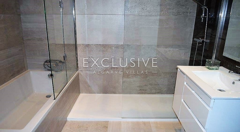 Beautiful, bright and spacious apartment in central Lagos, Algarve