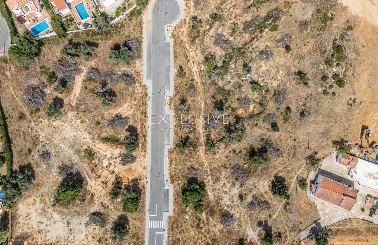 Plot in new urbanization by Presa da Moura, Carvoeiro