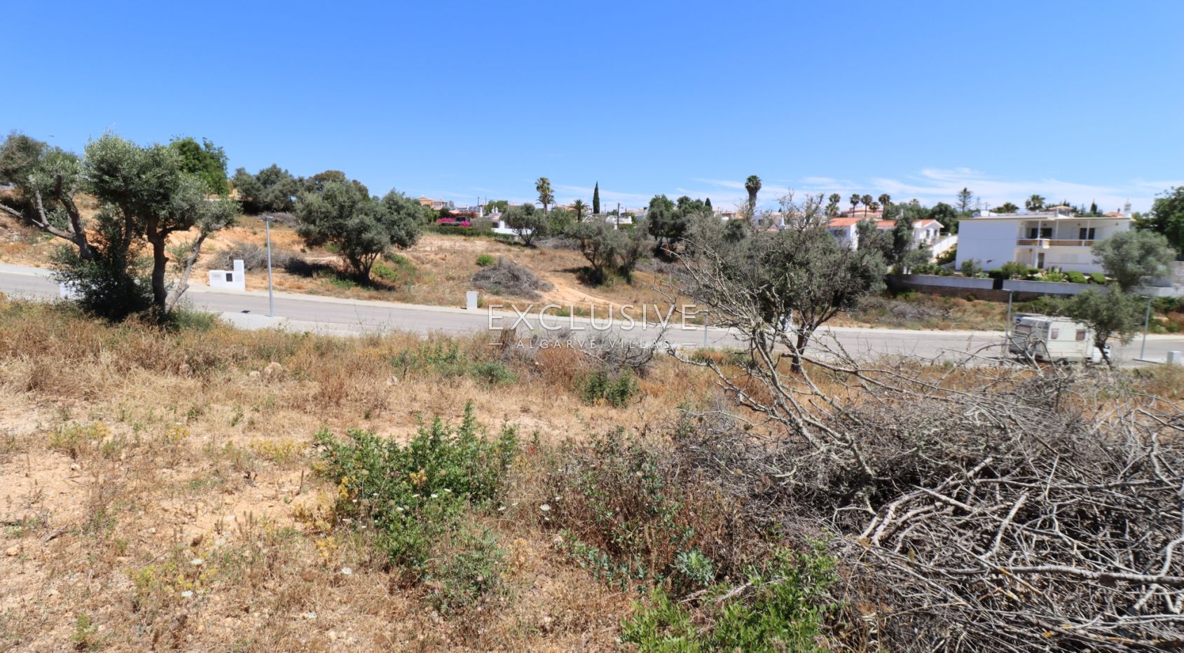 Plot in new urbanization by Presa da Moura, Carvoeiro