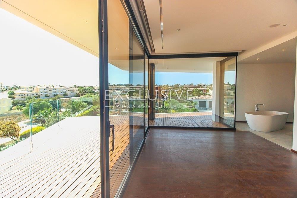 Moradia de luxo ultra-moderna em Lagos, Algarve