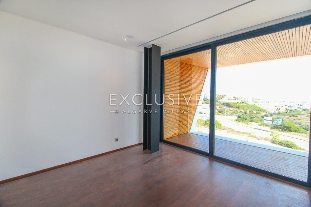 Moradia de luxo ultra-moderna em Lagos, Algarve