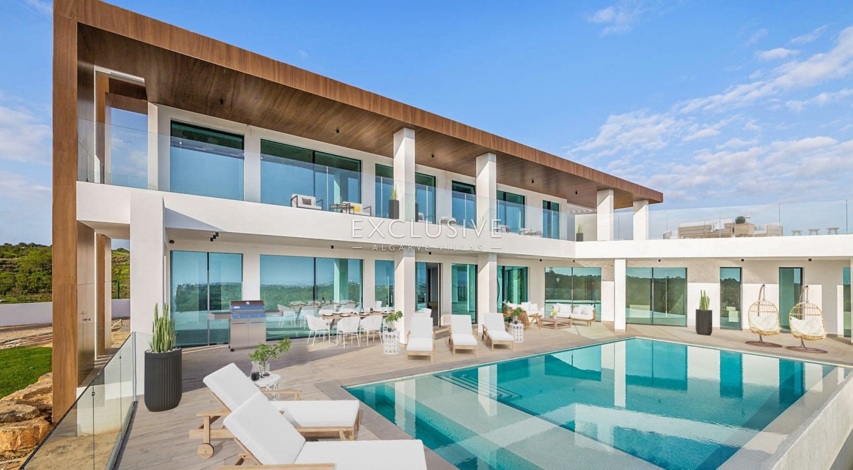 Luxe eigentijdse designvilla in golfresort in Oost-Algarve