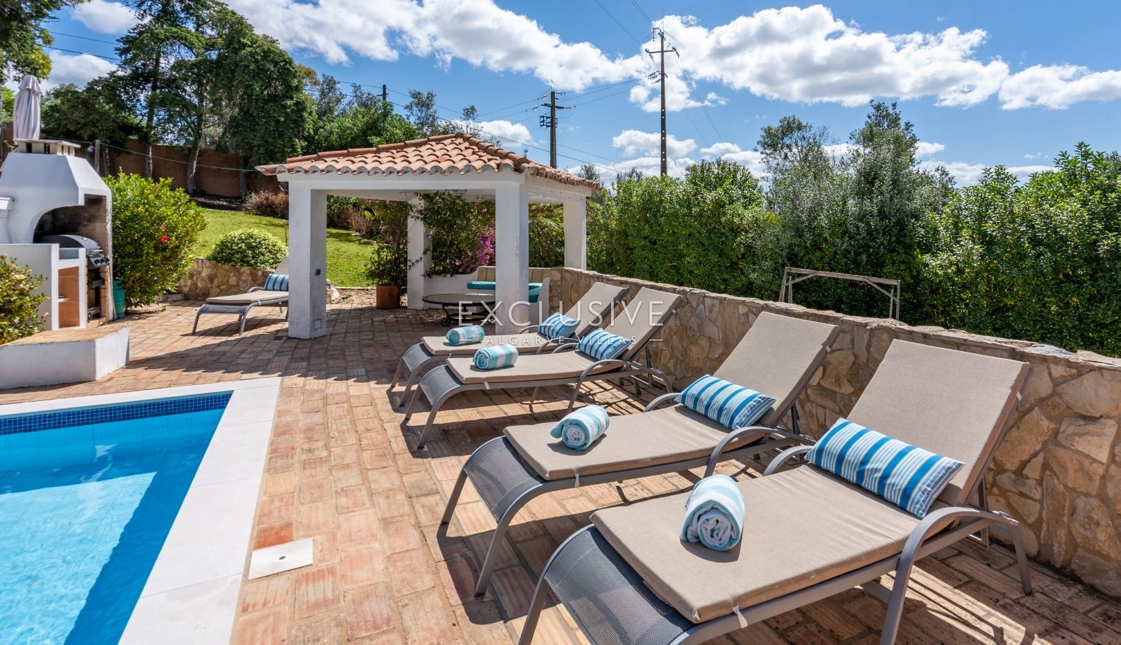 Villa rustique chic avec piscine et court de tennis près de Lagos
